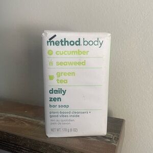 method body cucumber seaweed green tea Daily Zen Detox Bar Soap 6 oz